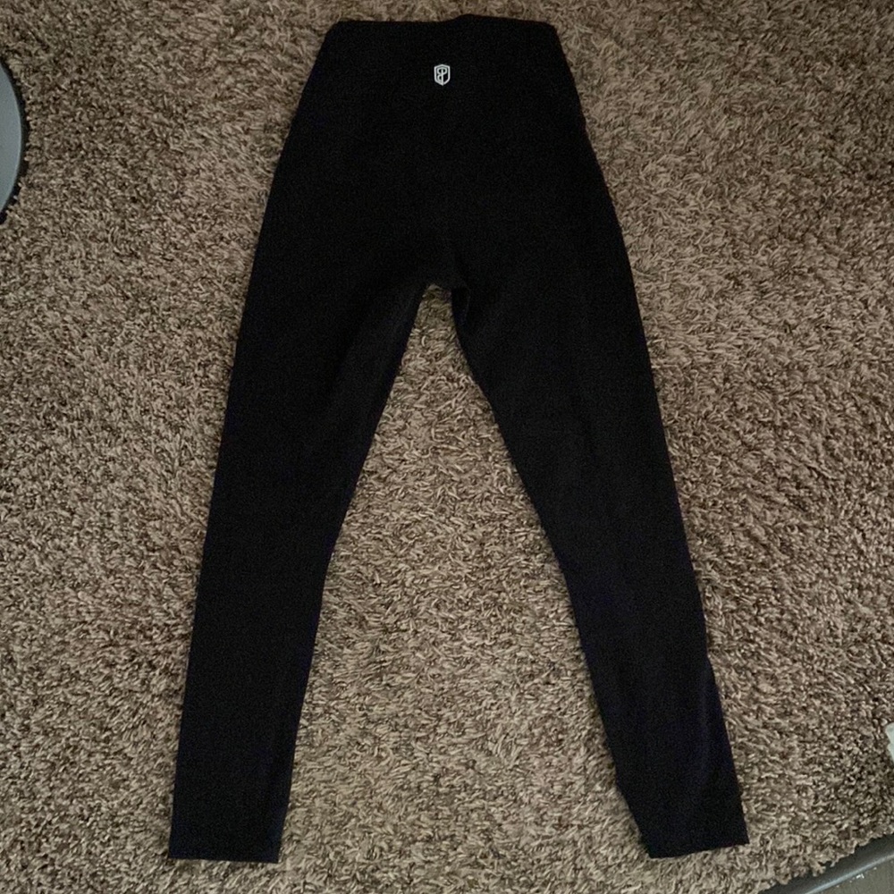 Born Primitive inspire leggings